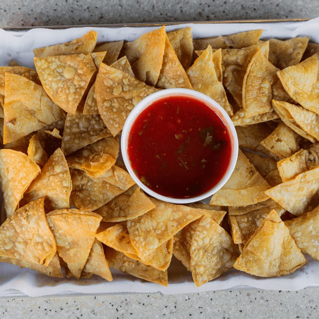 Chips & Salsa.